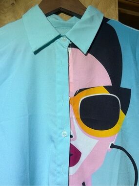 Women's  Aqua Graphic Button-Up Shirt with Sunglasses Print